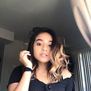 Meet your Posher, Charlene